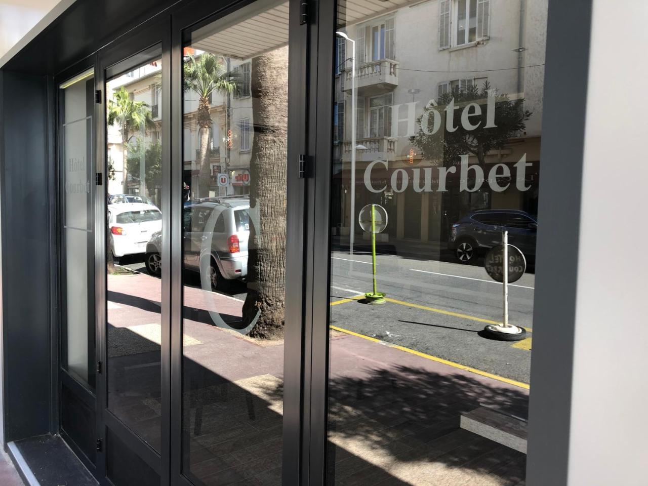 Hotel Courbet Juan-les-Pins Buitenkant foto